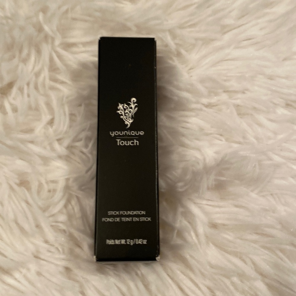 Younique Touch Stick foundation